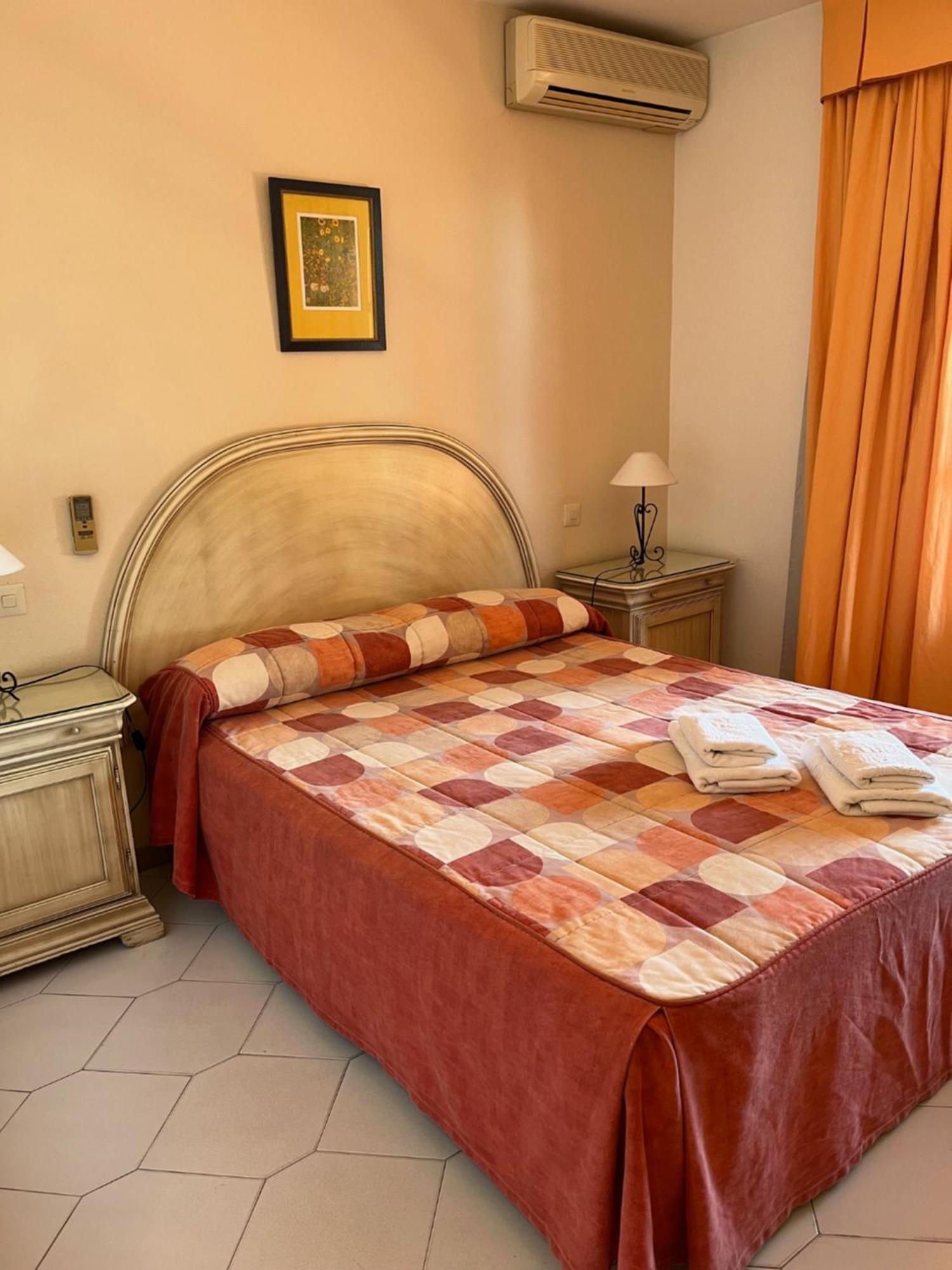 Apartamentos El Toro Marbella Eksteriør bilde